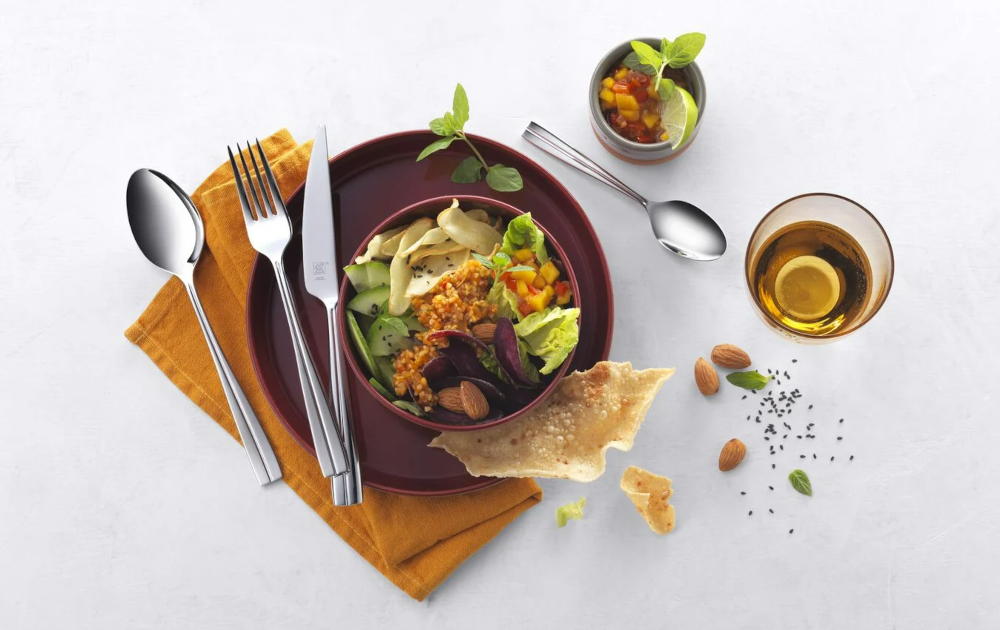 Столовые приборы